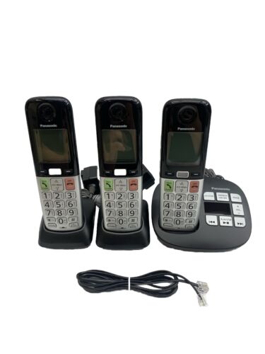 KX-TGU433B Panasonic Cordless Phone Set, 3 Handsets, 1 Base. Black & silver