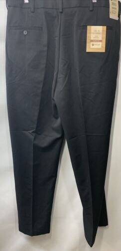 Haggar Men's Cool 18 Classic fit Hidden Expandable Waist Pants 38 x 32 Black