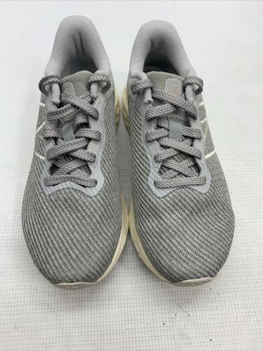 New Balance Arishi Fresh Foam Women Athletic Running Shoes Gray Size 6.5 Lace-up