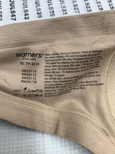 Warners Womens Easy Does It Wire-Free No Bulge Bra RM3911A Size XS Lightly-Lined