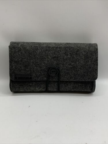 Black Mophie Snap+ 3-in-1 Multi-Device Travel Magsafe Compatible Charger Black