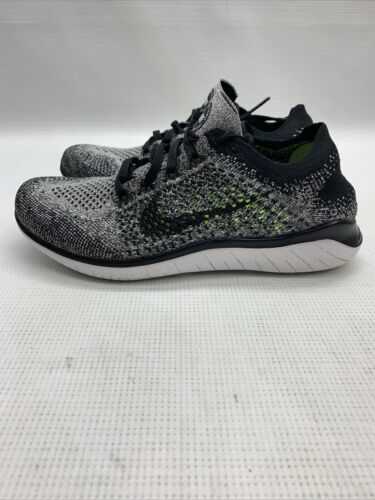 Nike Free RN Flyknit Womens Size7.5 Gray/Black Athletic Shoes Sneakers Lace-up