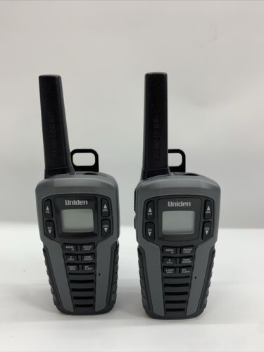 Uniden SX507-2CKHS Up to 50 Mile Range Two-Way Radio Walkie Talkie w/Usb charger