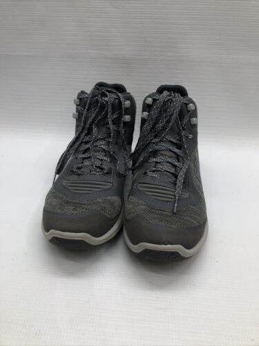 Woman's Hiking KEEN Terradora Flex Mid Waterproof Hiking Boots Wm Size 7.5