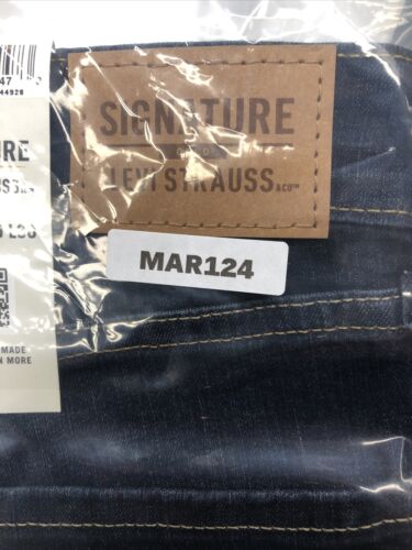 Signature By Levi Strauss Women's High Rise Skinny Shaping Jean Size 10M 30x30