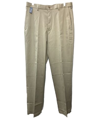 Haggar Flat Front Men's Classic Fit Straight Leg Pants Chinos Sand Size 32x32