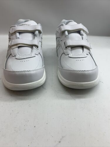 New Balance Womens 577 White Walking Shoes Lace-up Athletic Sneakers 9 Wide