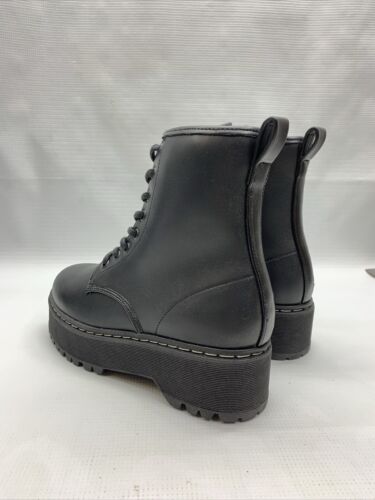 Steve Madden Bettyy1 Women's Combat Lug Boot Black Size 7 Round Toe Lace-Up