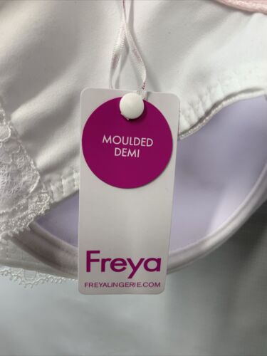 Freya's Offbeat Demi Plunge Moulded Bra Underwired AA5450WHE Size 36K White