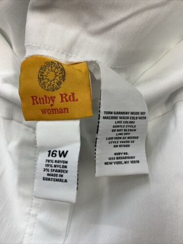 Ruby Rd. Women's Pull-on Solar Millennium Tech Super Stretch Pant Size 16w White