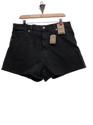 Levi's High Waisted Mom Shorts Black Size 33 Relaxed Fit Belt Loop with Pockets