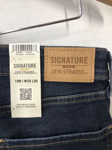 Signature By Levi Strauss Women's High Rise Skinny Shaping Jean Size 10M 30x30