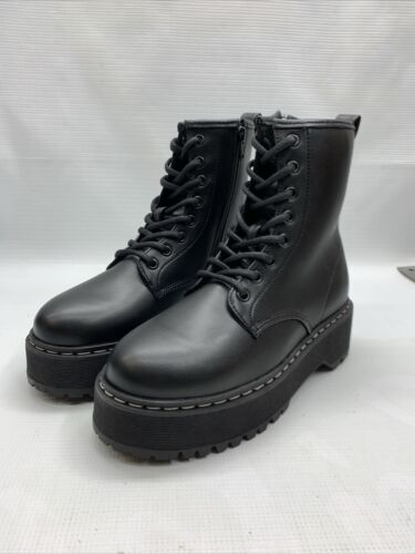 Steve Madden Bettyy1 Women's Combat Lug Boot Black Size 7 Round Toe Lace-Up