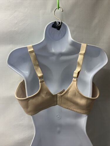 Vanity Fair Women's Full Figure Beauty Back Smoothing Bra 4 way Stretch Size 40B