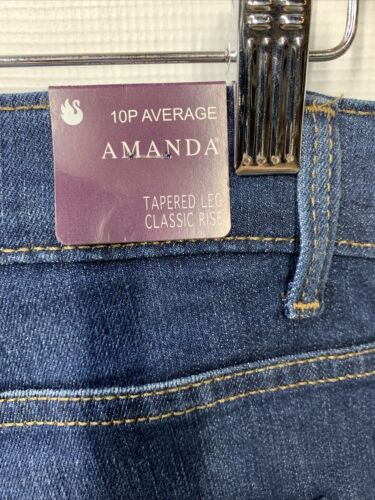 Gloria Vanderbilt Jeans Womens Size 10P Amanda Tapered Leg Classic Rise. Blue