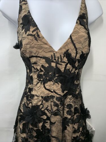 Dress the Population Plunging Gown Sleeveless Floral Dress Black/Nude - Medium