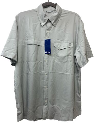 HUK mens Tide Point Short Sleeve Shirt Button Down Size Medium Gray H1500171-034